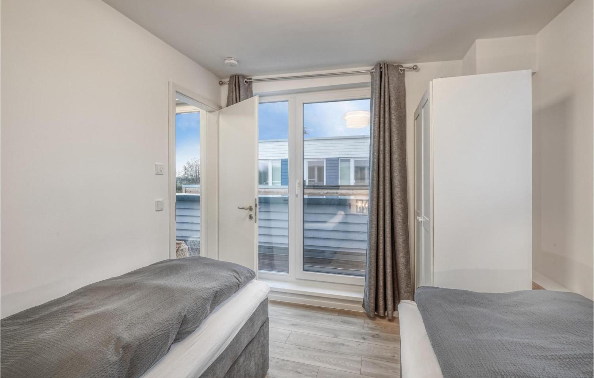 Amazing Home In Tossens With Wifi Экстерьер фото